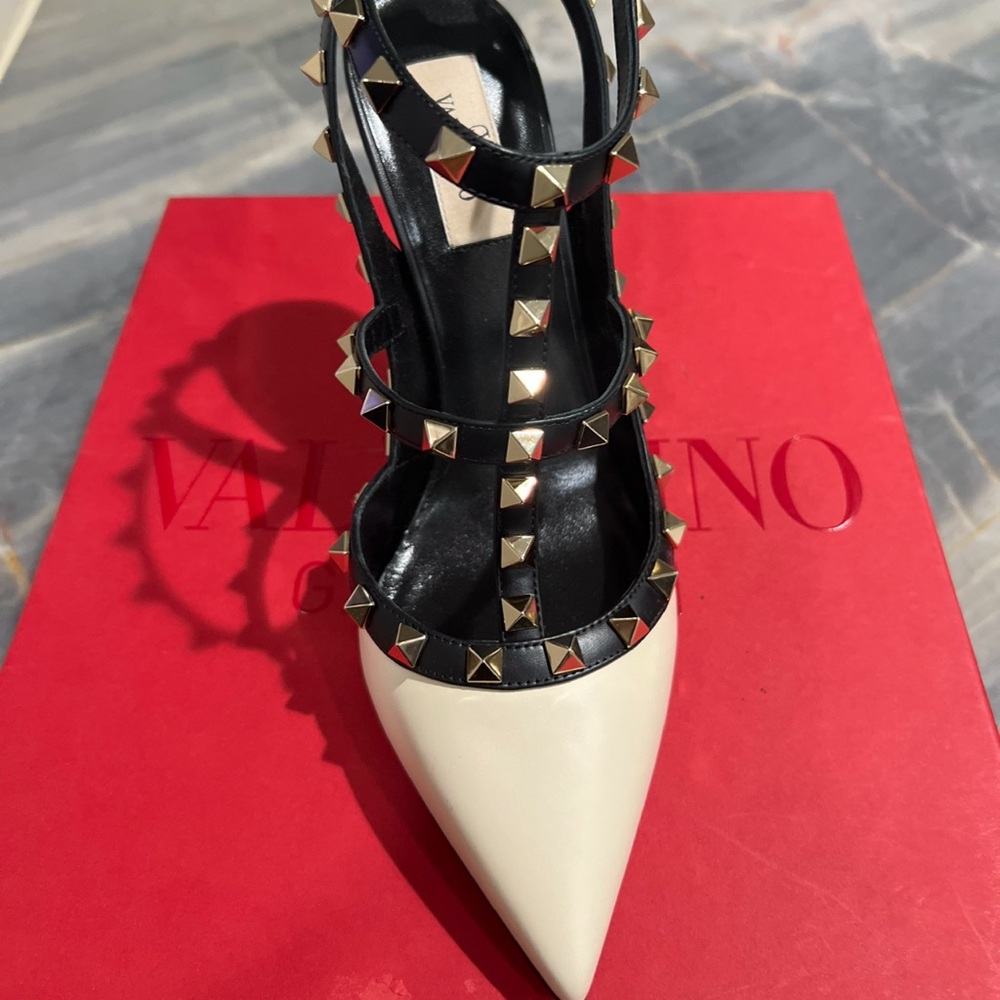 Valentino Black and Cream Stiletto Heels with Straps